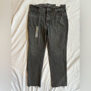 NWT Old Navy Slouchy Straight High Rise Jeans